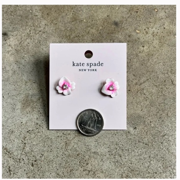 NWT Kate Spade precious pansy stud enamel jewelry earrings - pink - Picture 3 of 4